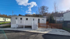 Acorn 1 and Pine 5 - A choice of Two mobile homes at Beauport Park Hastings Both 6 Berth Pine 5 is pet friendly